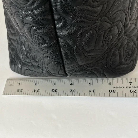 Betsey Johnson Black Quilted Rose Shoulder Tote Bag Black White Pink Bow Large - Picture 13 of 13